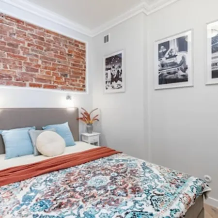 Superapart Wojska Polskiego 29/109 Varšava